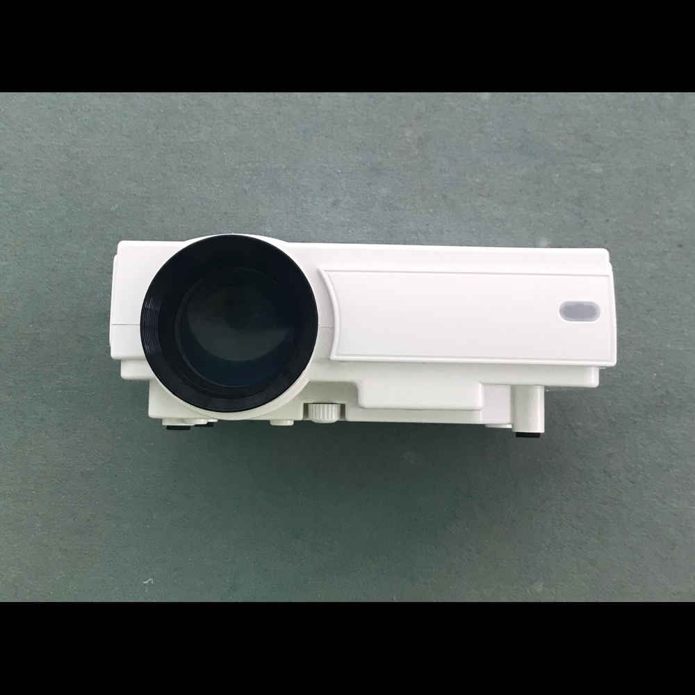 Projecter - Picture 2 of 3
